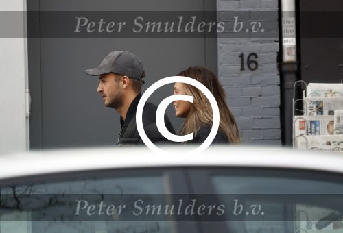Amsterdam 20 januari 2017
Dave Roelvink met zijn nieuwe vriendin Julia Mekkes nadat ze geluncht hebben bij v Dam op de cornelis Schuytstraat