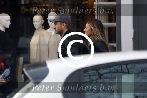 Amsterdam 20 januari 2017
Dave Roelvink met zijn nieuwe vriendin Julia Mekkes nadat ze geluncht hebben bij v Dam op de cornelis Schuytstraat