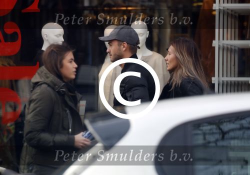 Amsterdam 20 januari 2017
Dave Roelvink met zijn nieuwe vriendin Julia Mekkes nadat ze geluncht hebben bij v Dam op de cornelis Schuytstraat