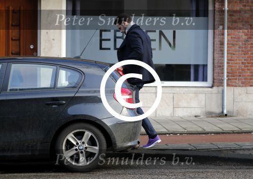Amsterdam 15 januari 2017
Dexter van der Voorn de vriend van Eva Jinek doet boodschappen en gaat naar huis Eva