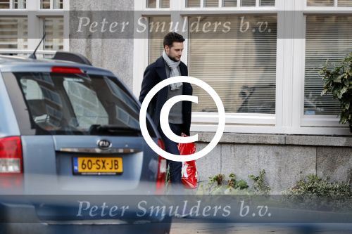 Amsterdam 15 januari 2017
Dexter van der Voorn de vriend van Eva Jinek doet boodschappen en gaat naar huis Eva