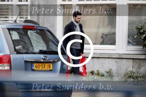 Amsterdam 15 januari 2017
Dexter van der Voorn de vriend van Eva Jinek doet boodschappen en gaat naar huis Eva