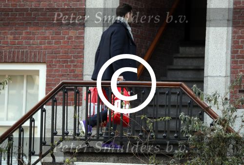 Amsterdam 15 januari 2017
Dexter van der Voorn de vriend van Eva Jinek doet boodschappen en gaat naar huis Eva