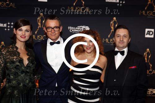 Utrecht 12 januari 2017
Uitreiking musical awards in het beatrixtheater.
Esther Maas Jeremy Baker Paul Groot Brigitte Heitzer