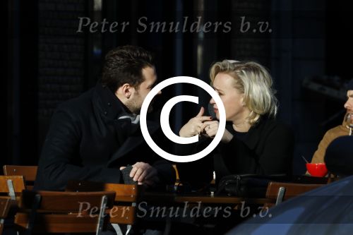 Amsterdam 21 januari 2017  
Eva Jinek met vriend Dexter van der Voorn op de beethovenstraat.