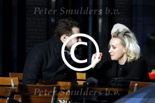 Amsterdam 21 januari 2017  
Eva Jinek met vriend Dexter van der Voorn op de beethovenstraat.