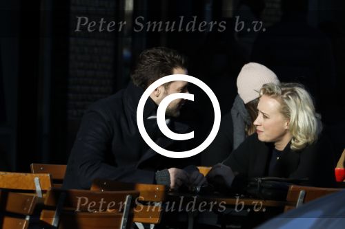 Amsterdam 21 januari 2017  
Eva Jinek met vriend Dexter van der Voorn op de beethovenstraat.