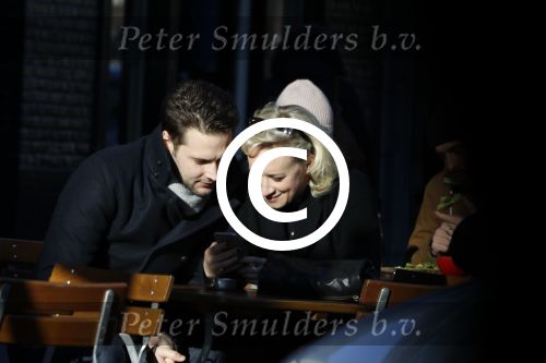 Amsterdam 21 januari 2017  
Eva Jinek met vriend Dexter van der Voorn op de beethovenstraat.