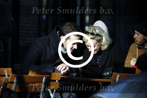 Amsterdam 21 januari 2017  
Eva Jinek met vriend Dexter van der Voorn op de beethovenstraat.
