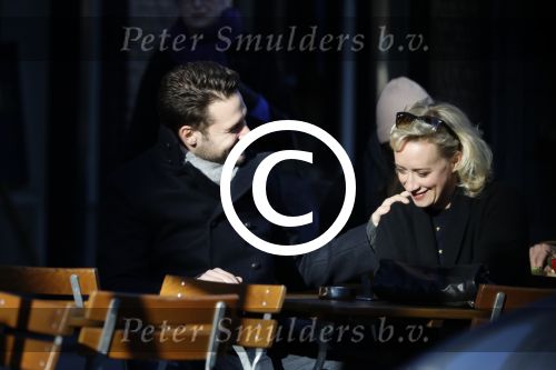 Amsterdam 21 januari 2017  
Eva Jinek met vriend Dexter van der Voorn op de beethovenstraat.