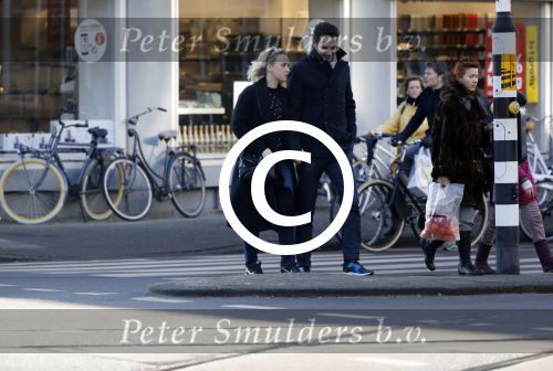 Amsterdam 21 januari 2017  
Eva Jinek met vriend Dexter van der Voorn op de beethovenstraat.
