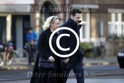 Amsterdam 21 januari 2017  
Eva Jinek met vriend Dexter van der Voorn op de beethovenstraat.