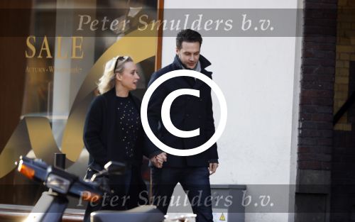 Amsterdam 21 januari 2017  
Eva Jinek met vriend Dexter van der Voorn op de beethovenstraat.