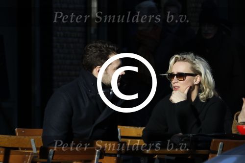 Amsterdam 21 januari 2017  
Eva Jinek met vriend Dexter van der Voorn op de beethovenstraat.