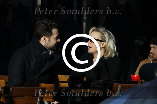 Amsterdam 21 januari 2017  
Eva Jinek met vriend Dexter van der Voorn op de beethovenstraat.