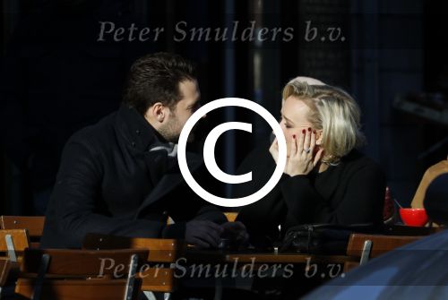 Amsterdam 21 januari 2017  
Eva Jinek met vriend Dexter van der Voorn op de beethovenstraat.