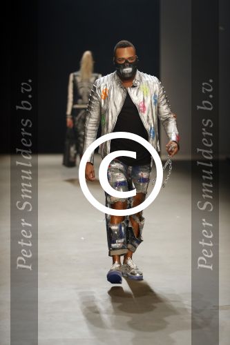 Amsterdam 27 januari 2017 
Amsterdam fashion week gesponsord door Mercedes Benz. Fred v Leer Everon jackson Hooi en Toprak yalciner lopen mee met de show van Artitude