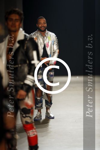 Amsterdam 27 januari 2017 
Amsterdam fashion week gesponsord door Mercedes Benz. Fred v Leer Everon jackson Hooi en Toprak yalciner lopen mee met de show van Artitude