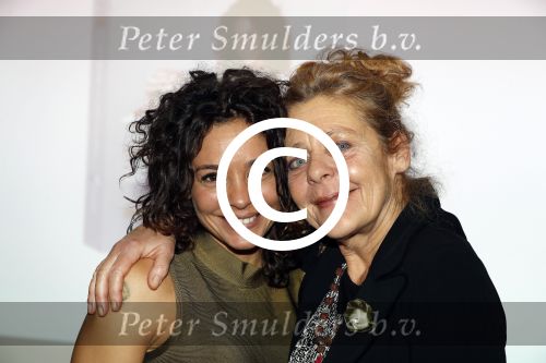 Amsterdam 12 januari 2017
Boekpresentatie Fajah Lourens  my killerbody 2. fajah met moeder en familie