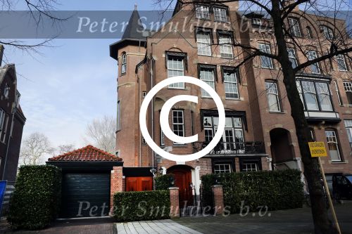 Amsterdam 18 januari 2017
Dit pand huis is waar  Frank Rijkaard en zijn vrouw Stephanie nu wonen. Het pand ligt aan het vondelpark