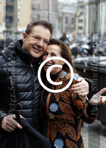 Amsterdam 29 januari 2017 
Surprise party Harry Mens vanwege zijn 70e verjaardag. Het werd gevierd op het leidse plein. Gerard Joling