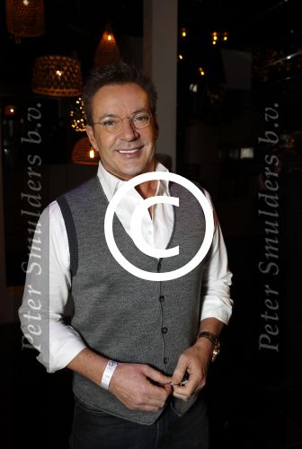 Aalsmeer 30 januari 2017
Nieuwjaarsreceptie Henk Geels in studio \'s Aalsmeer. gerard joling met Tino Martin