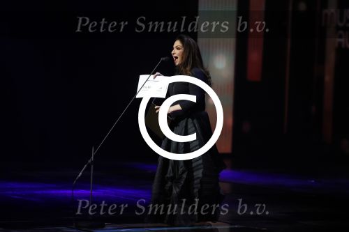 Utrecht 12 januari 2017
Uitreiking musical awards in het beatrixtheater. Gloria Estefan met Albert Verlinde Romy Monteiro en Dave Mantel
