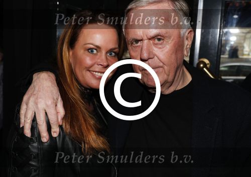 Amsterdam 29 januari 2017 
Surprise party Harry Mens vanwege zijn 70e verjaardag. Het werd gevierd op het leidse plein. Harry met de vrouw van Wilko Becker
