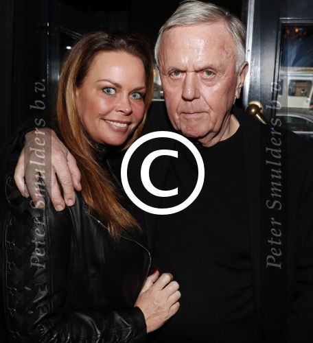 Amsterdam 29 januari 2017 
Surprise party Harry Mens vanwege zijn 70e verjaardag. Het werd gevierd op het leidse plein. Harry met de vrouw van Wilko Becker
