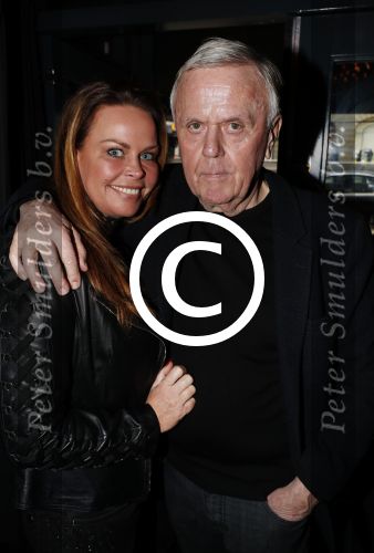 Amsterdam 29 januari 2017 
Surprise party Harry Mens vanwege zijn 70e verjaardag. Het werd gevierd op het leidse plein. Harry met de vrouw van Wilko Becker