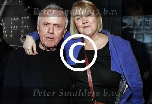 Amsterdam 29 januari 2017 
Surprise party Harry Mens vanwege zijn 70e verjaardag. Het werd gevierd op het leidse plein. Harry met zijn zus