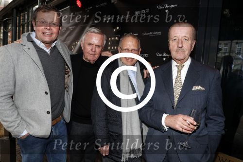 Amsterdam 29 januari 2017 
Surprise party Harry Mens vanwege zijn 70e verjaardag. Het werd gevierd op het leidse plein. Harry met Chris Luken Wim Zegwaard en Theo Hiddema