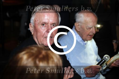 Amsterdam 29 januari 2017 
Surprise party Harry Mens vanwege zijn 70e verjaardag. Het werd gevierd op het leidse plein. Harry met zijn oudste vriend