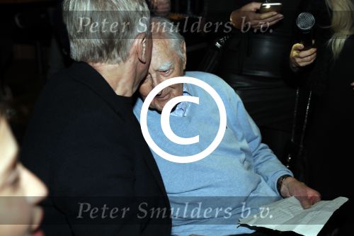 Amsterdam 29 januari 2017 
Surprise party Harry Mens vanwege zijn 70e verjaardag. Het werd gevierd op het leidse plein. Harry met zijn oudste vriend