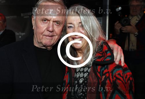 Amsterdam 29 januari 2017 
Surprise party Harry Mens vanwege zijn 70e verjaardag. Het werd gevierd op het leidse plein. Harry met zijn nieuwe oude vriendin Juul