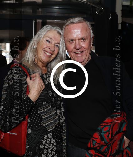 Amsterdam 29 januari 2017 
Surprise party Harry Mens vanwege zijn 70e verjaardag. Het werd gevierd op het leidse plein. Harry met zijn nieuwe oude vriendin Juul