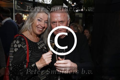 Amsterdam 29 januari 2017 
Surprise party Harry Mens vanwege zijn 70e verjaardag. Het werd gevierd op het leidse plein. Harry met zijn nieuwe oude vriendin Juul