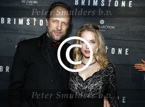 Amsterdam 9 januari 2016
Premiere Brimstone in Tuschinski met oa Emilia Jones en Dakota Fanning gemaakt door regisseur Martin Koolhoven .
Hugo Metsers met dochter