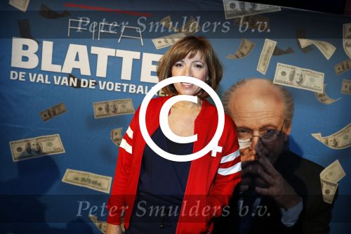 Hoorn 16 januari 2017
Premiere van FIFA Blatter, de val van de voetbalkeizer, in Schouwburg Het Park in Hoorn. Janke Deker met Tom Egbers