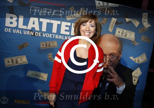 Hoorn 16 januari 2017
Premiere van FIFA Blatter, de val van de voetbalkeizer, in Schouwburg Het Park in Hoorn. Janke Deker met Tom Egbers