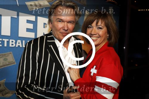 Hoorn 16 januari 2017
Premiere van FIFA Blatter, de val van de voetbalkeizer, in Schouwburg Het Park in Hoorn. Janke Deker met Tom Egbers