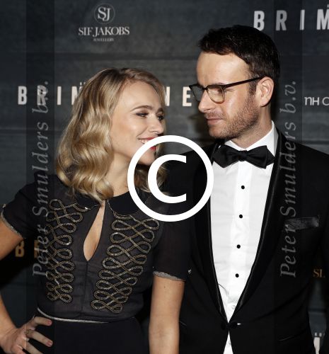 Amsterdam 9 januari 2016
Premiere Brimstone in Tuschinski met oa Emilia Jones en Dakota Fanning gemaakt door regisseur Martin Koolhoven .
Jennifer Hoffman met partner Henry v Loon