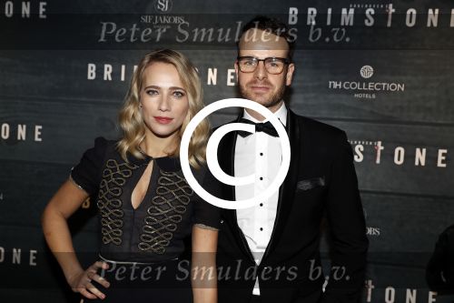Amsterdam 9 januari 2016
Premiere Brimstone in Tuschinski met oa Emilia Jones en Dakota Fanning gemaakt door regisseur Martin Koolhoven .
Jennifer Hoffman met partner Henry v Loon
