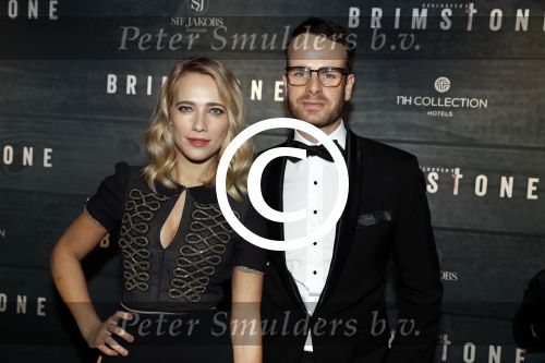 Amsterdam 9 januari 2016
Premiere Brimstone in Tuschinski met oa Emilia Jones en Dakota Fanning gemaakt door regisseur Martin Koolhoven .
Jennifer Hoffman met partner Henry v Loon