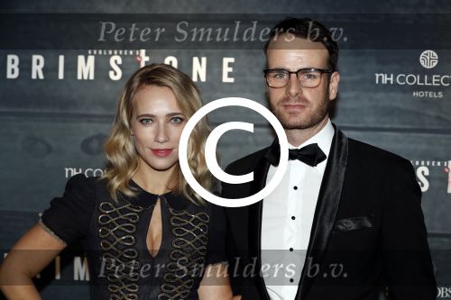 Amsterdam 9 januari 2016
Premiere Brimstone in Tuschinski met oa Emilia Jones en Dakota Fanning gemaakt door regisseur Martin Koolhoven .
Jennifer Hoffman en partner Henry van Loon met partner