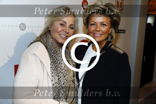Aalsmeer 30 januari 2017
Nieuwjaarsreceptie Henk Geels in studio \'s Aalsmeer. Vrouw Johnny Sap met een vriendin