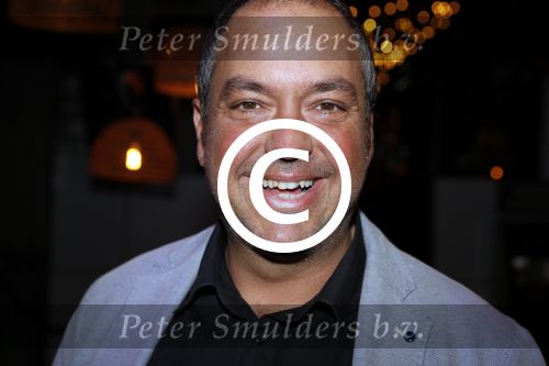Aalsmeer 30 januari 2017
Nieuwjaarsreceptie Henk Geels in studio \'s Aalsmeer. Kees haak