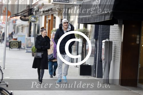 Amsterdam 28 januari 2017 
Lange Frans met zijn (ex) vrouw Danielle v Aalderen in amsterdam zuid