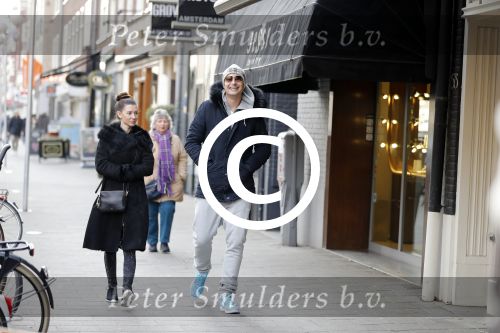 Amsterdam 28 januari 2017 
Lange Frans met zijn (ex) vrouw Danielle v Aalderen in amsterdam zuid
