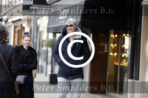 Amsterdam 28 januari 2017 
Lange Frans met zijn (ex) vrouw Danielle v Aalderen in amsterdam zuid